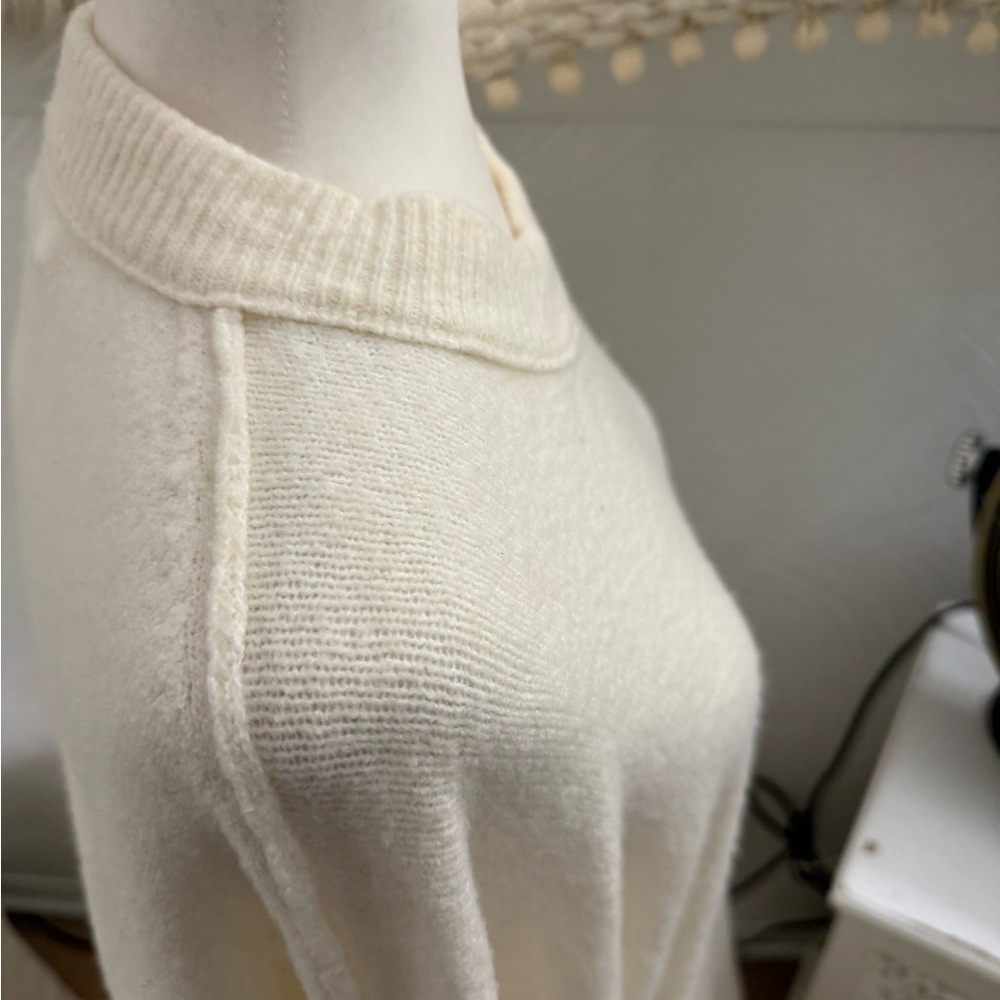Aerie Cream Oversized Sweater - Picture 8 of 10